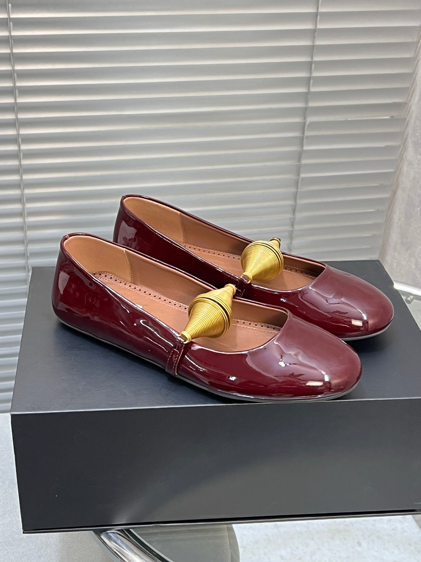 Alaia 25 Jewel Patent Leather Ballet Flats Ruby Red Lambskin 300013