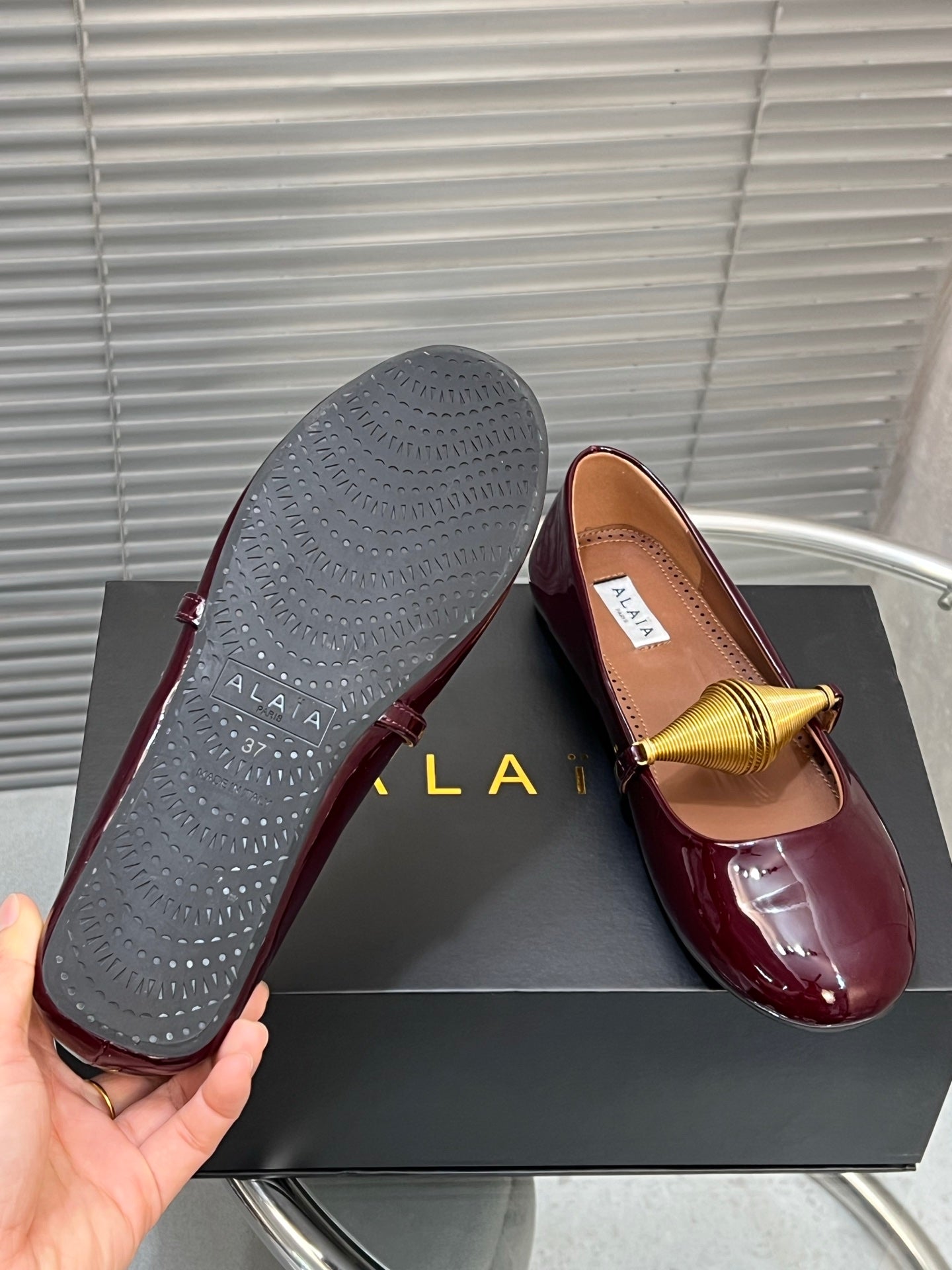 Alaia 25 Jewel Patent Leather Ballet Flats Ruby Red Lambskin 300013