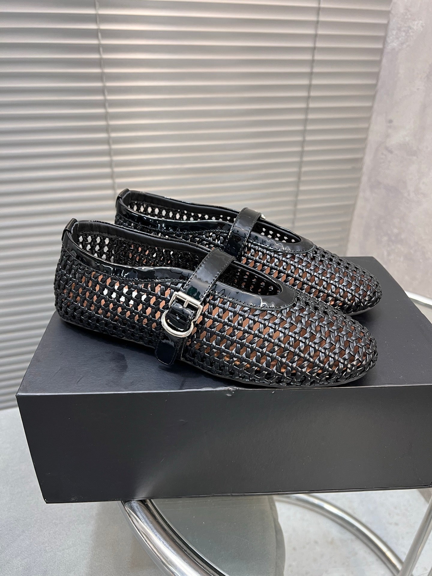 Alaia Braided Hollow Ballet Flats Black Cowhide 300041