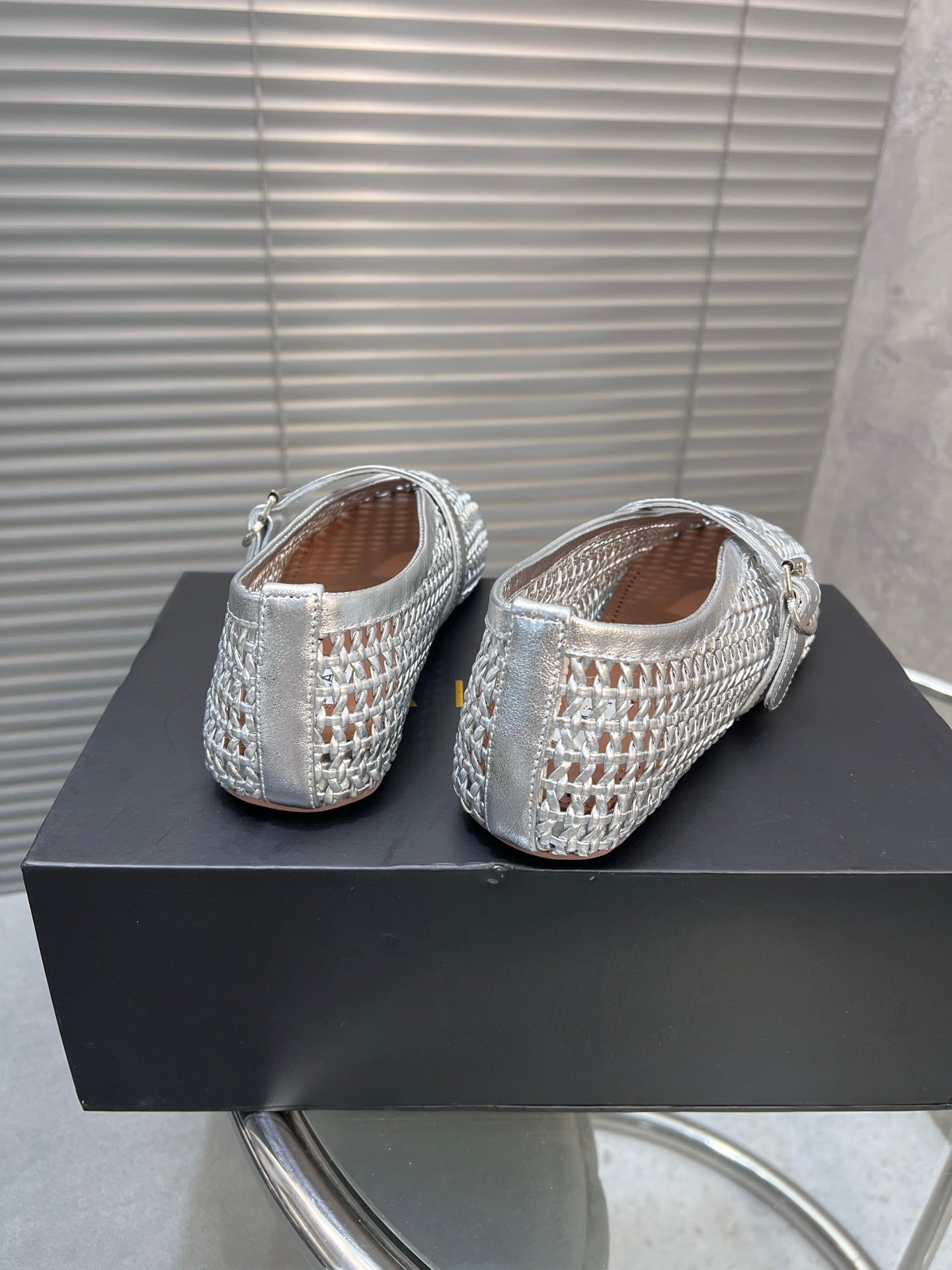 Alaia Braided Hollow Ballet Flats Silver Cowhide 300042