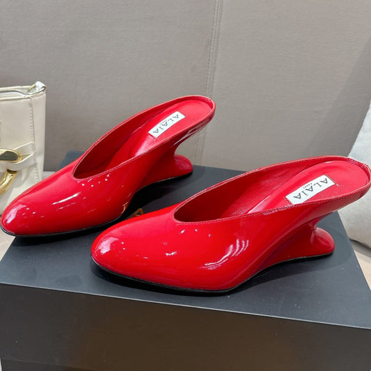 Alaia 25 Curve Wedge Mules Red Lambskin 293556