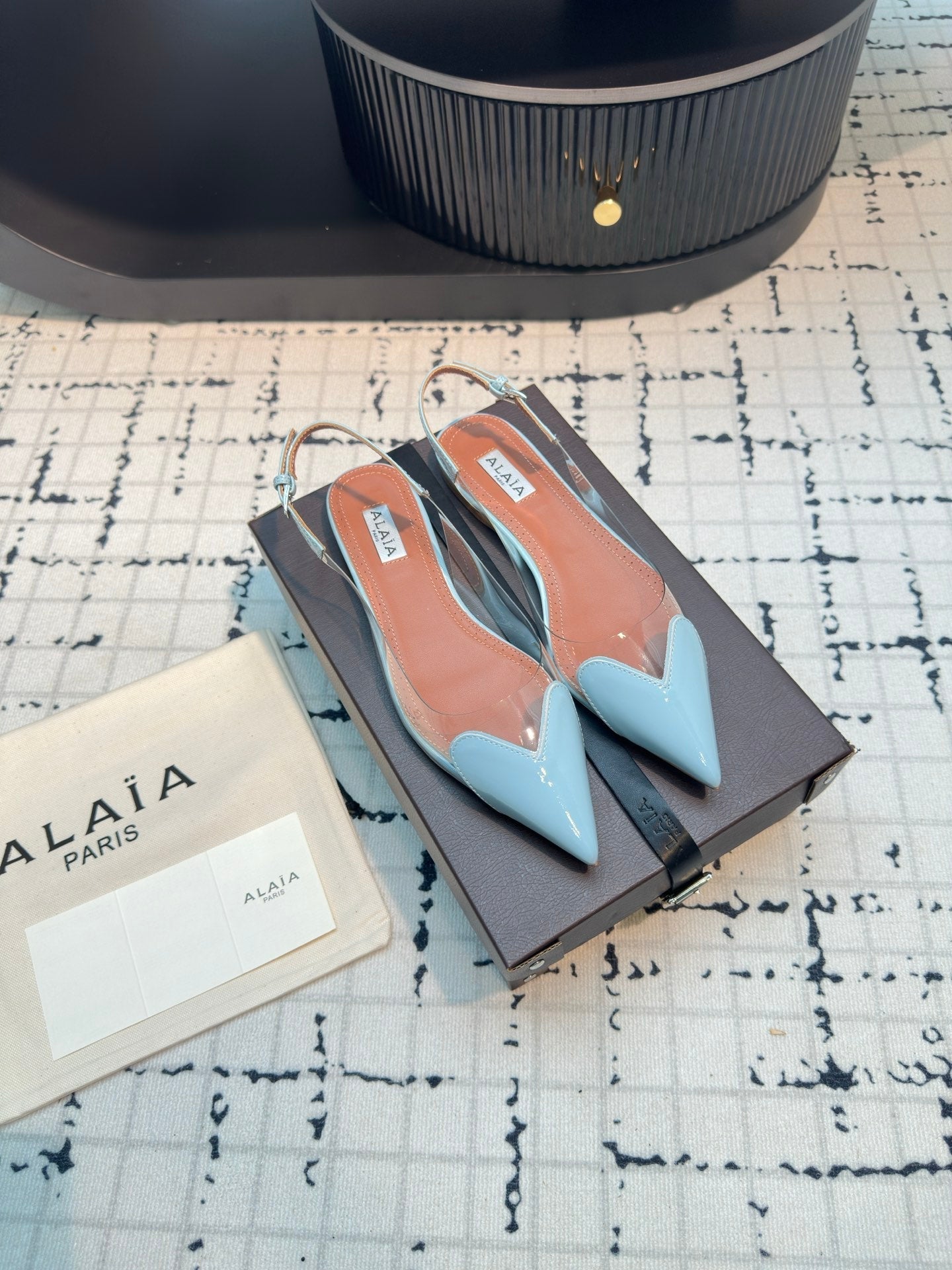Alaia Heart Flat Slingbacks Blue Sheepskin 800938