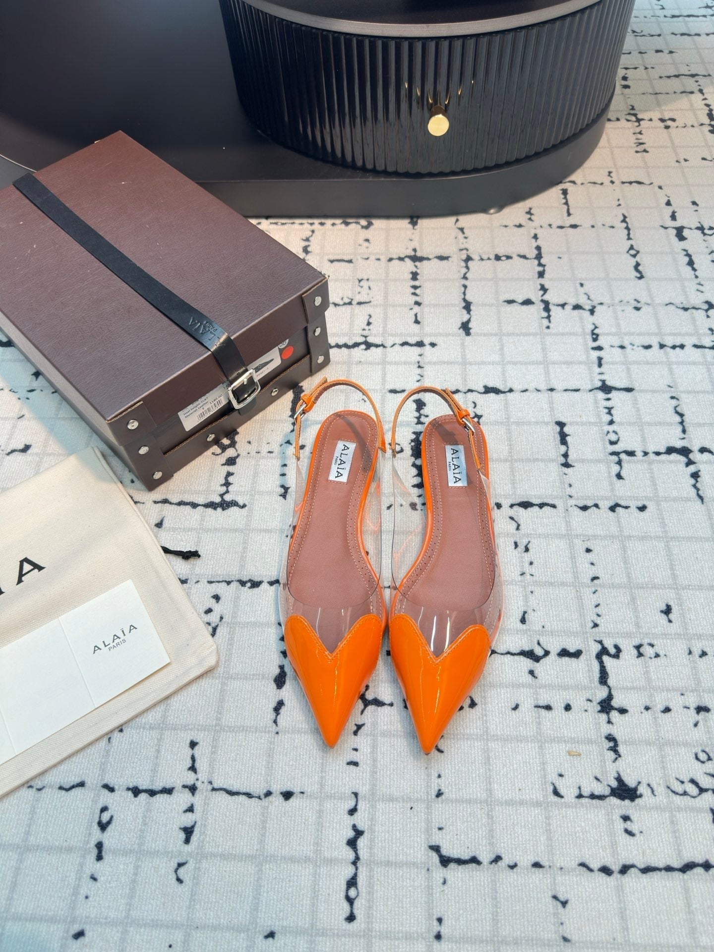 Alaia Heart Flat Slingbacks Orange Sheepskin 800941