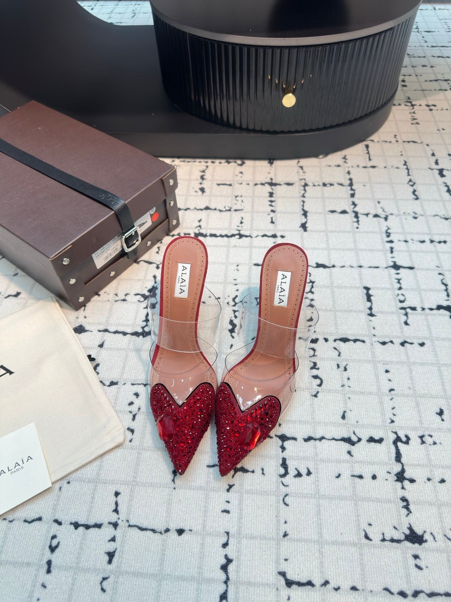 Alaia Heart With Crystals 90mm Heels Mules Red Sheepskin  800949