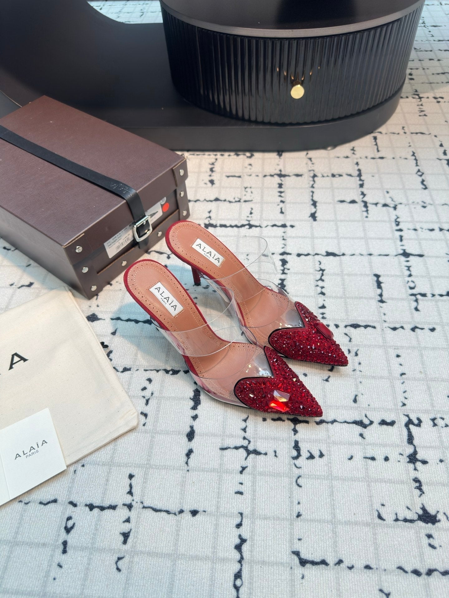 Alaia Heart With Crystals 90mm Heels Mules Red Sheepskin  800949