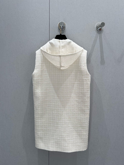 CC 25 Dress White Wool