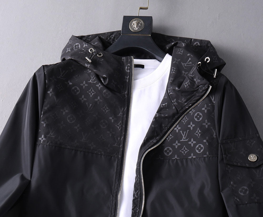LV BLACK HOODED JACKET 238990