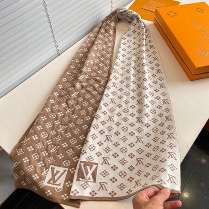 AMAZINGRAM SCARF 200 CM IN CAMEL BEIGE WOOL AND SILK 396530