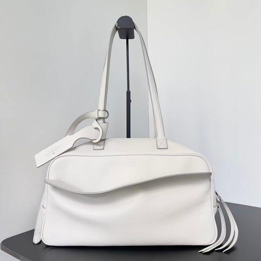 Balenciaga Carrie bowling ball bag white lambskin