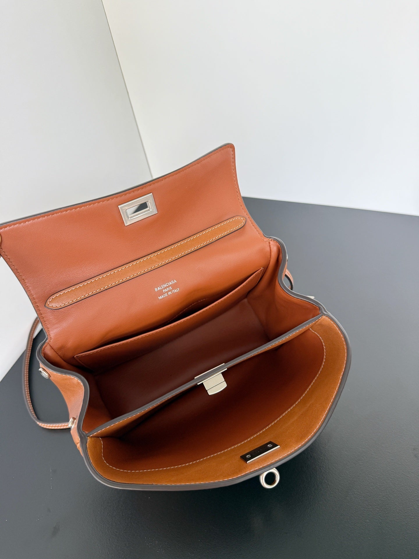Balenciaga Rodeo 22 bag brown lambskin