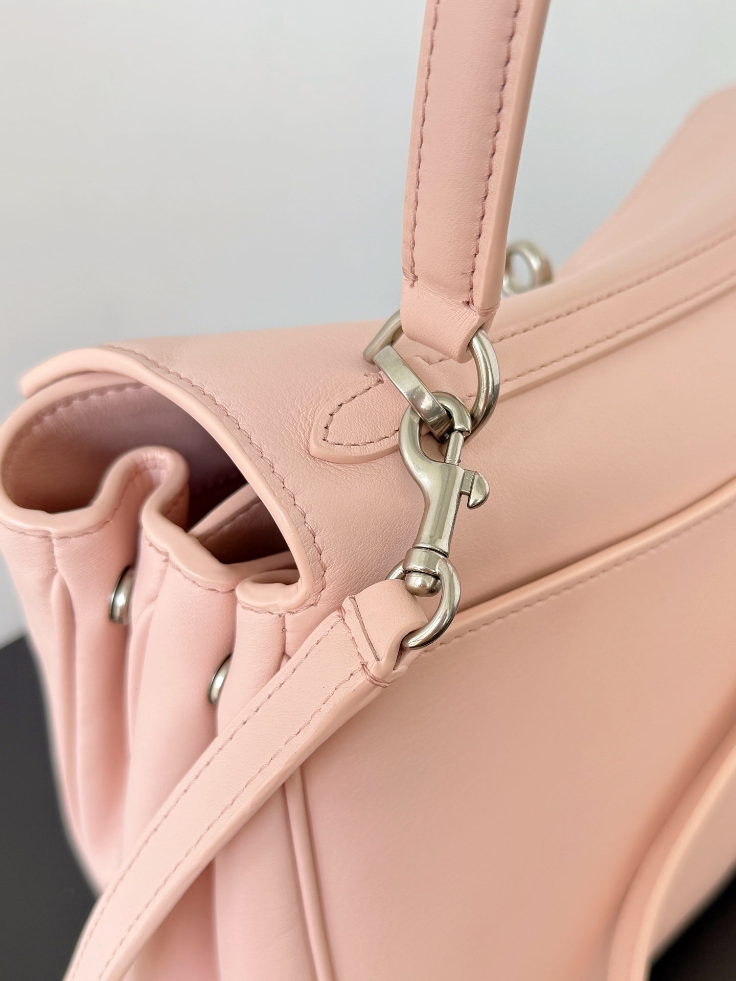 Balenciaga Rodeo 29 oversized bag pastel pink lambskin