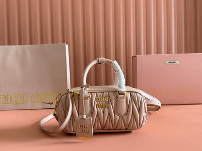 ARCADIE MATELASSÉ BAG 22 IN MISCHKA BEIGE LAMBSKIN