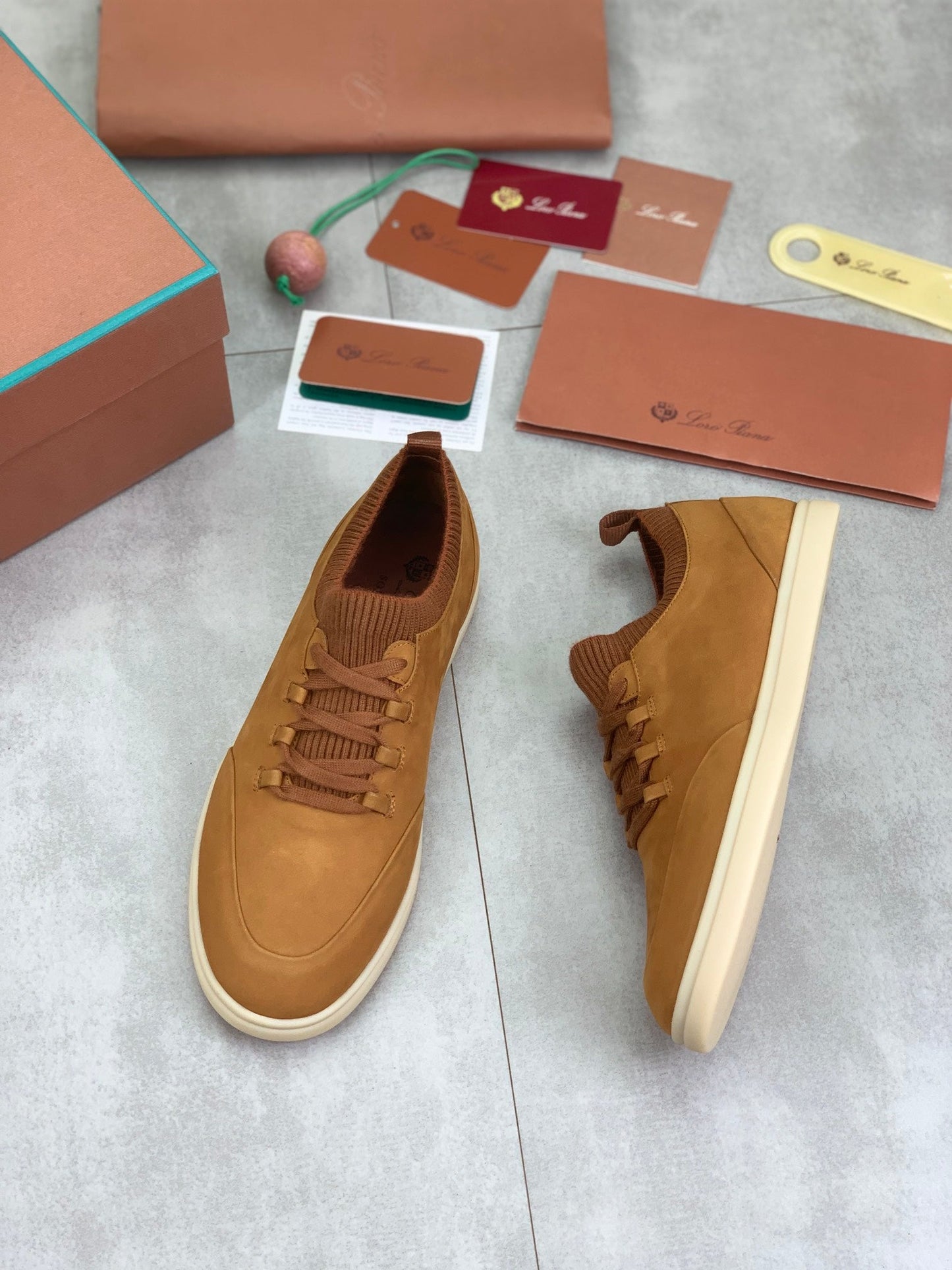LP SOHO WALK TRAINERS IN MUSTARD SUEDE