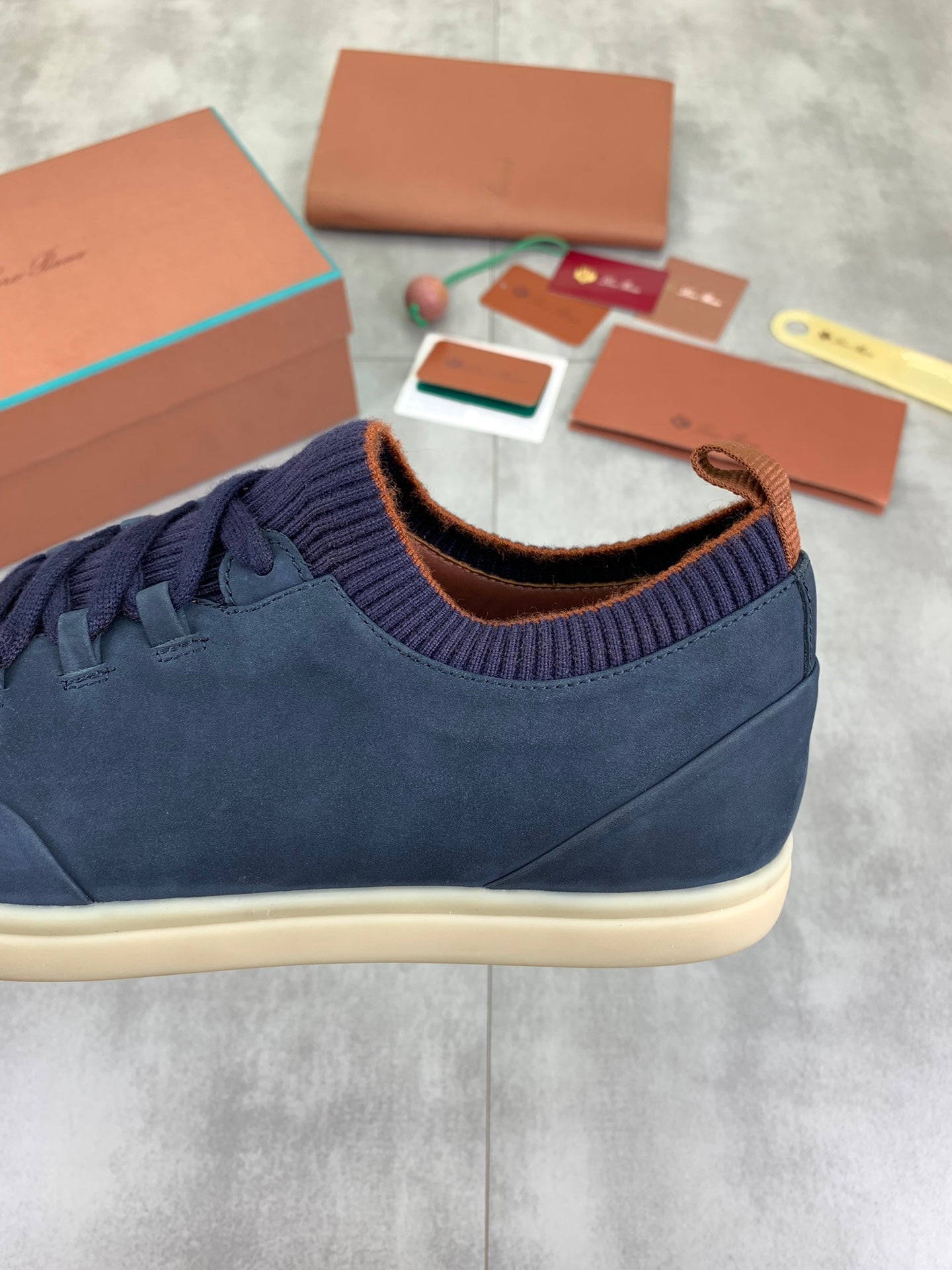 LP SOHO WALK TRAINERS IN AEGEAN SUEDE