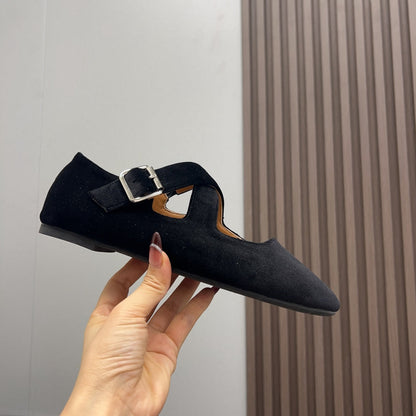 Alaila Criss Cross Ballet Flats In Black Velvet 996039