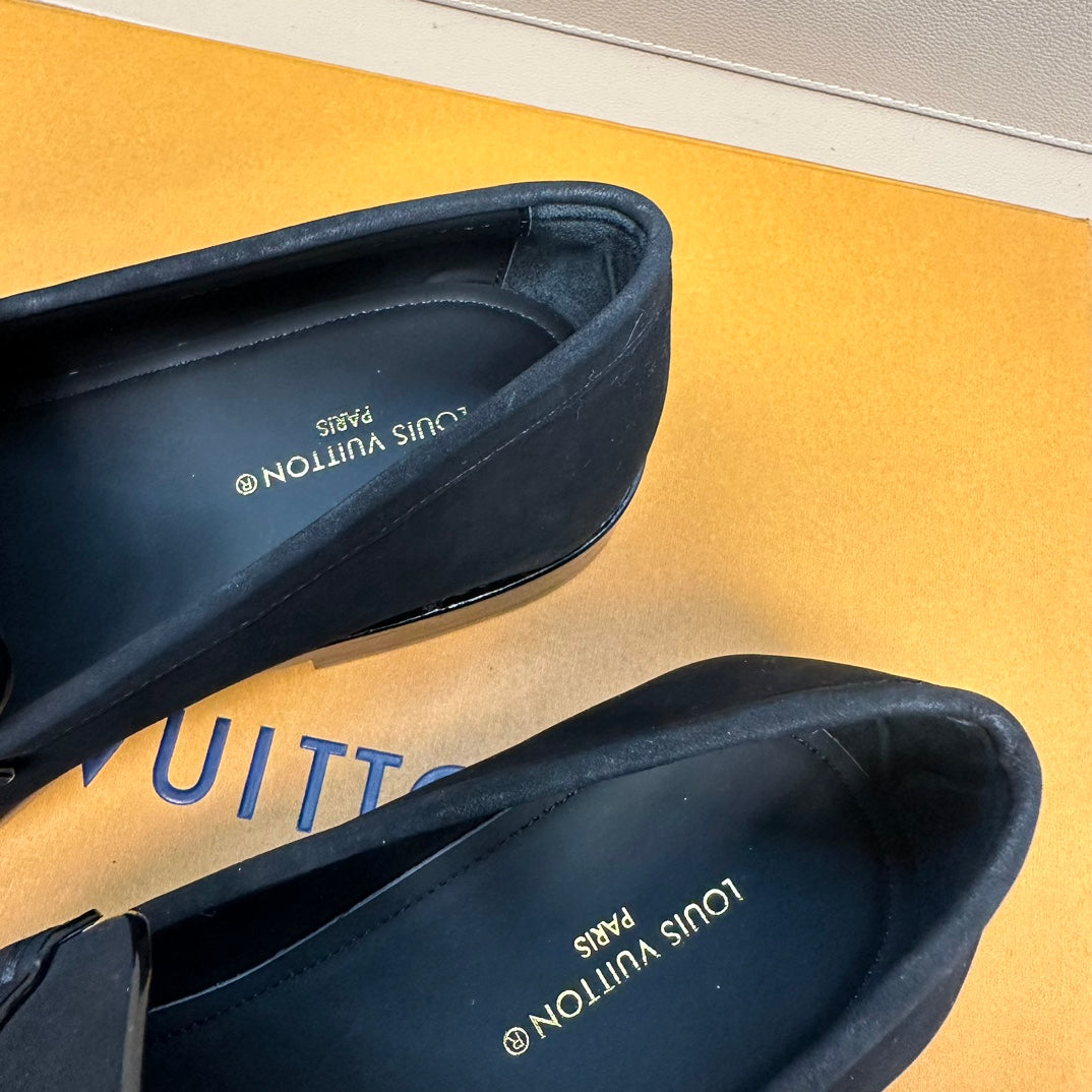 LV MAJOR LOAFERS IN BLACK SUEDE CALFSKIN