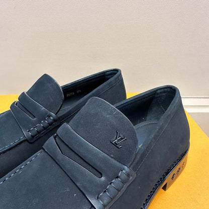 LV MAJOR LOAFERS IN BLACK SUEDE CALFSKIN