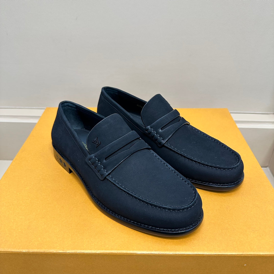 LV MAJOR LOAFERS IN BLACK SUEDE CALFSKIN