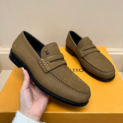 LV MAJOR LOAFERS IN PEANUT BROWN SUEDE CALFSKIN
