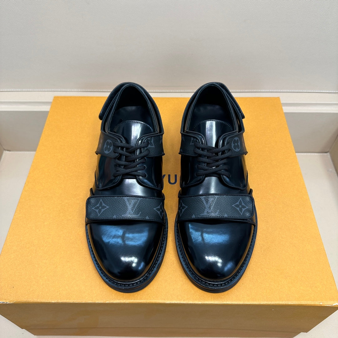 LV DERBY HARNESS SHOES IN BLACK CALFSKIN