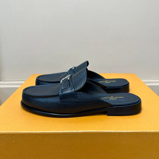 LV EASY MULE IN BLACK CALFSKIN