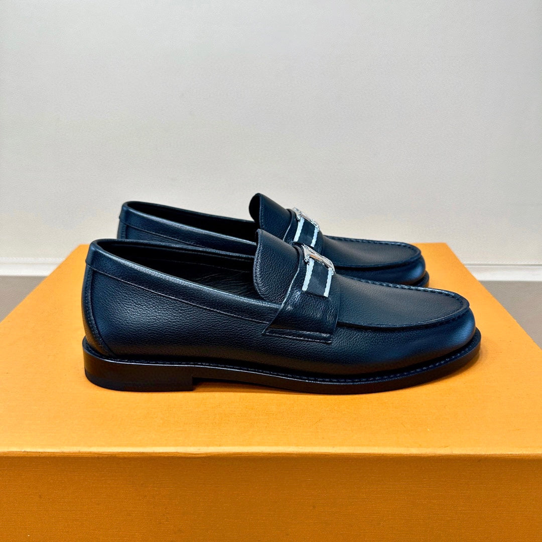 LV MAJOR LOAFER IN BLACK WRINKLED CALFSKIN