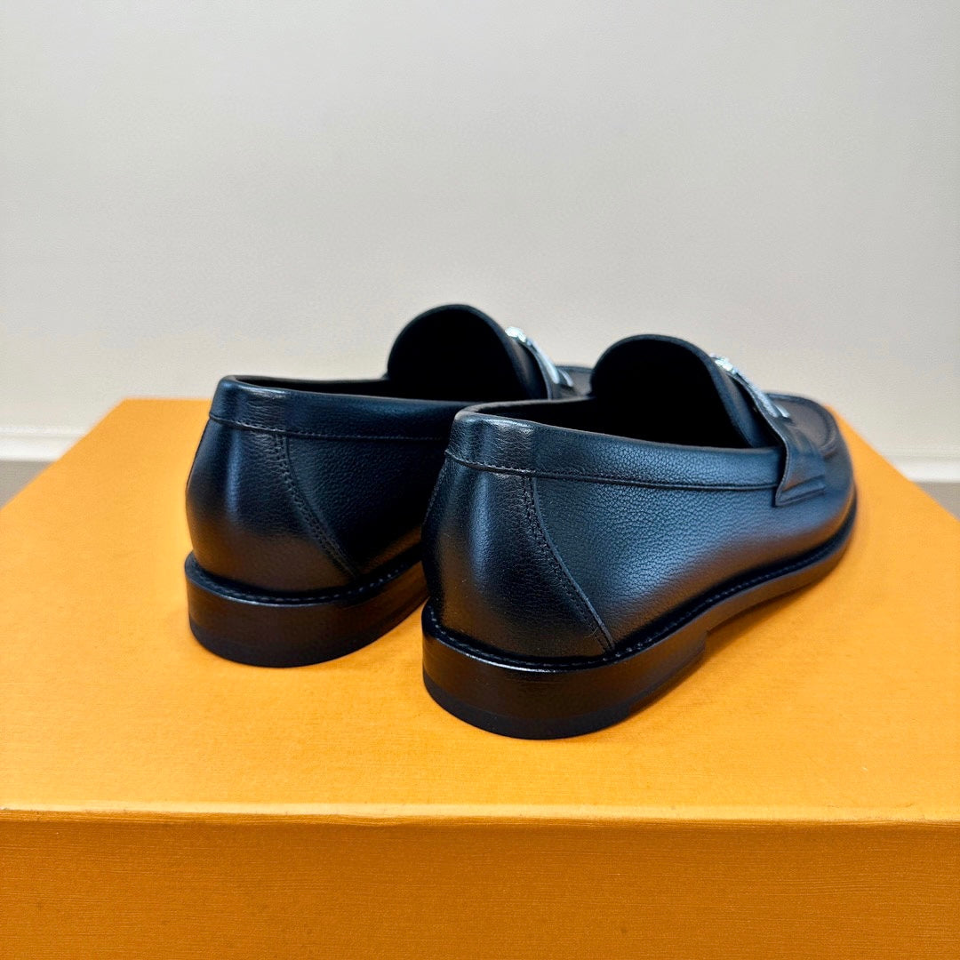LV MAJOR LOAFER IN BLACK WRINKLED CALFSKIN