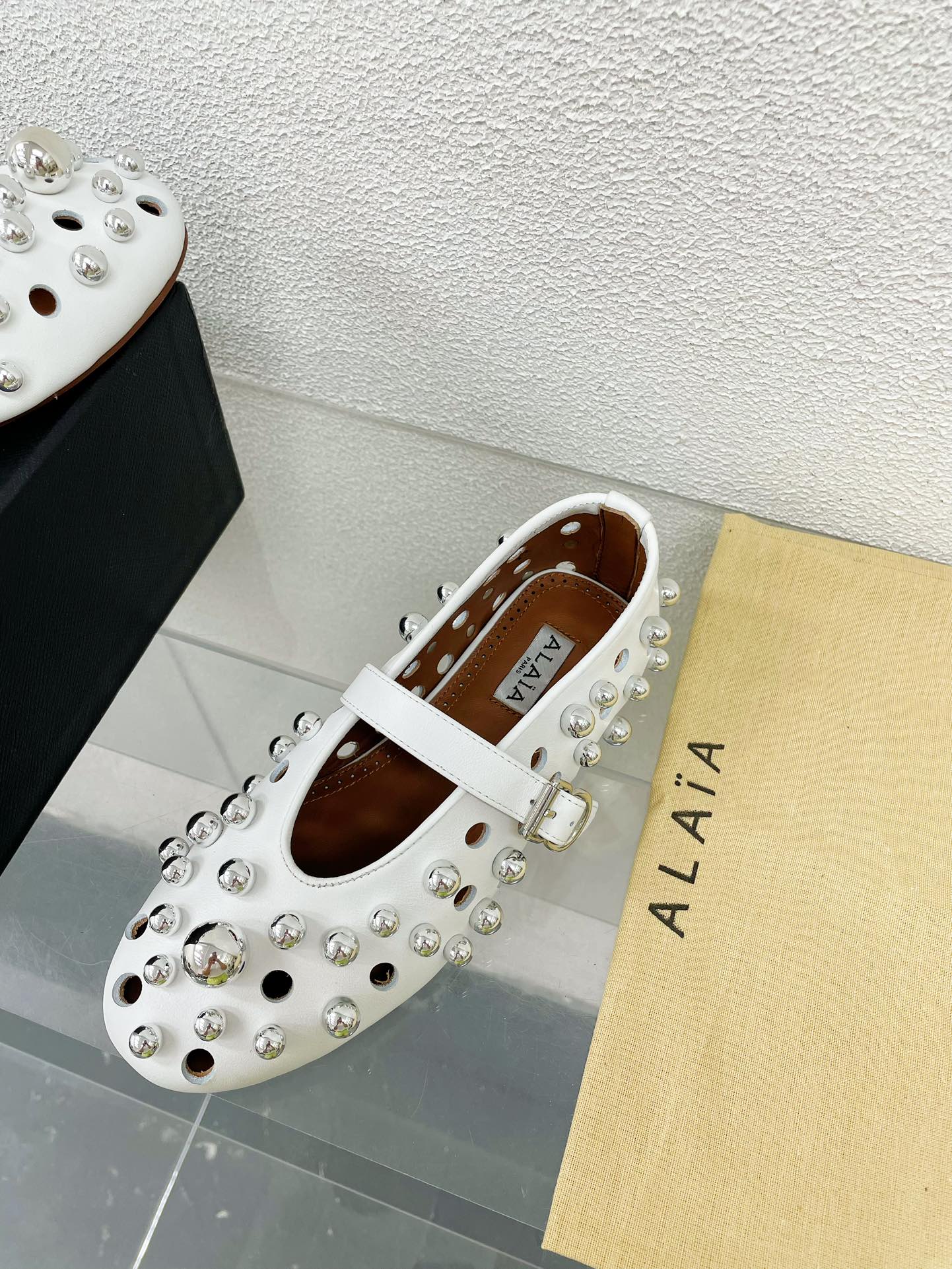 Alaila Ballet Flats In White Lambskin Beaded  897248