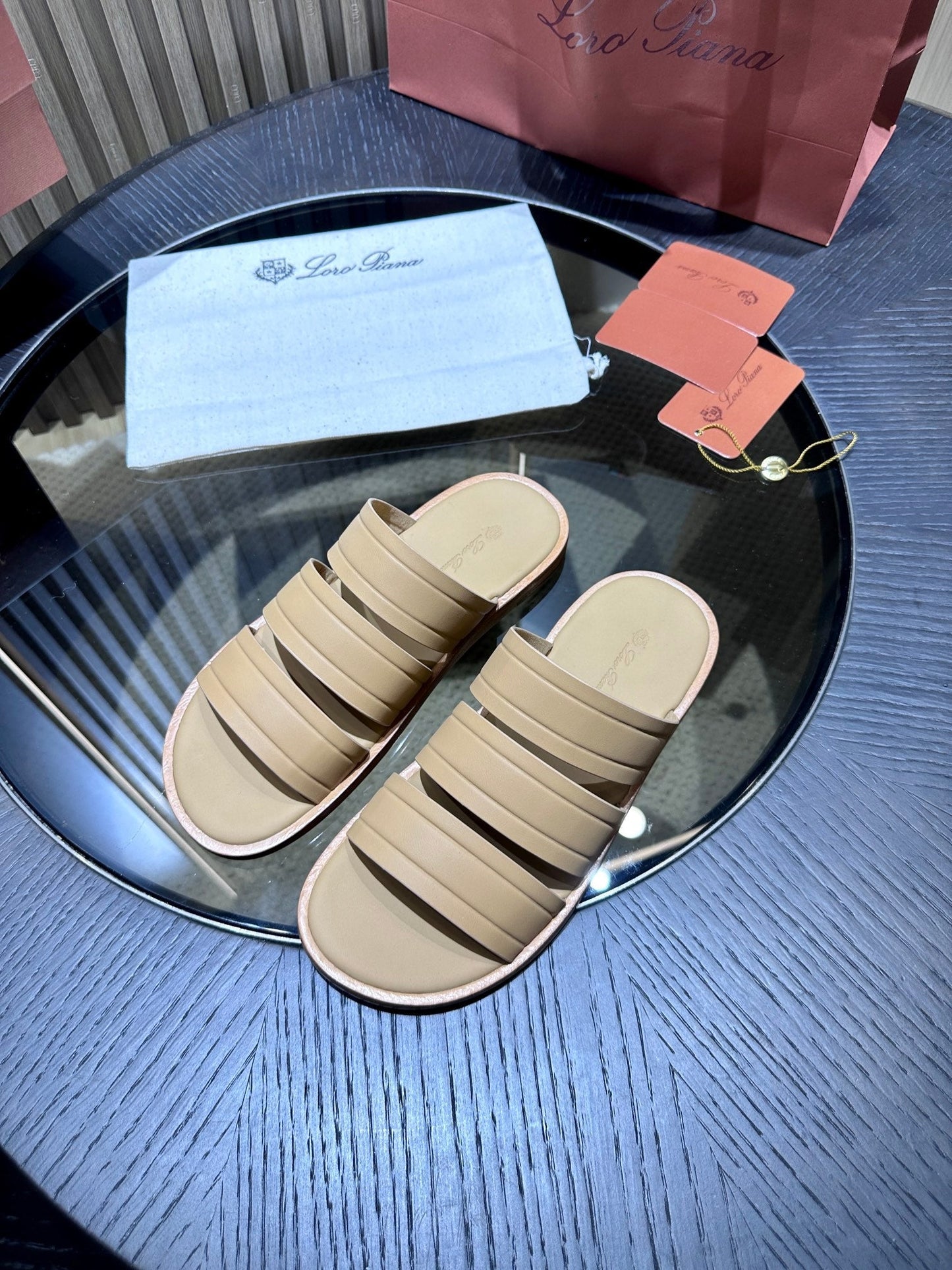 LP NAHA SANDAL BEIGE LAMBSKIN