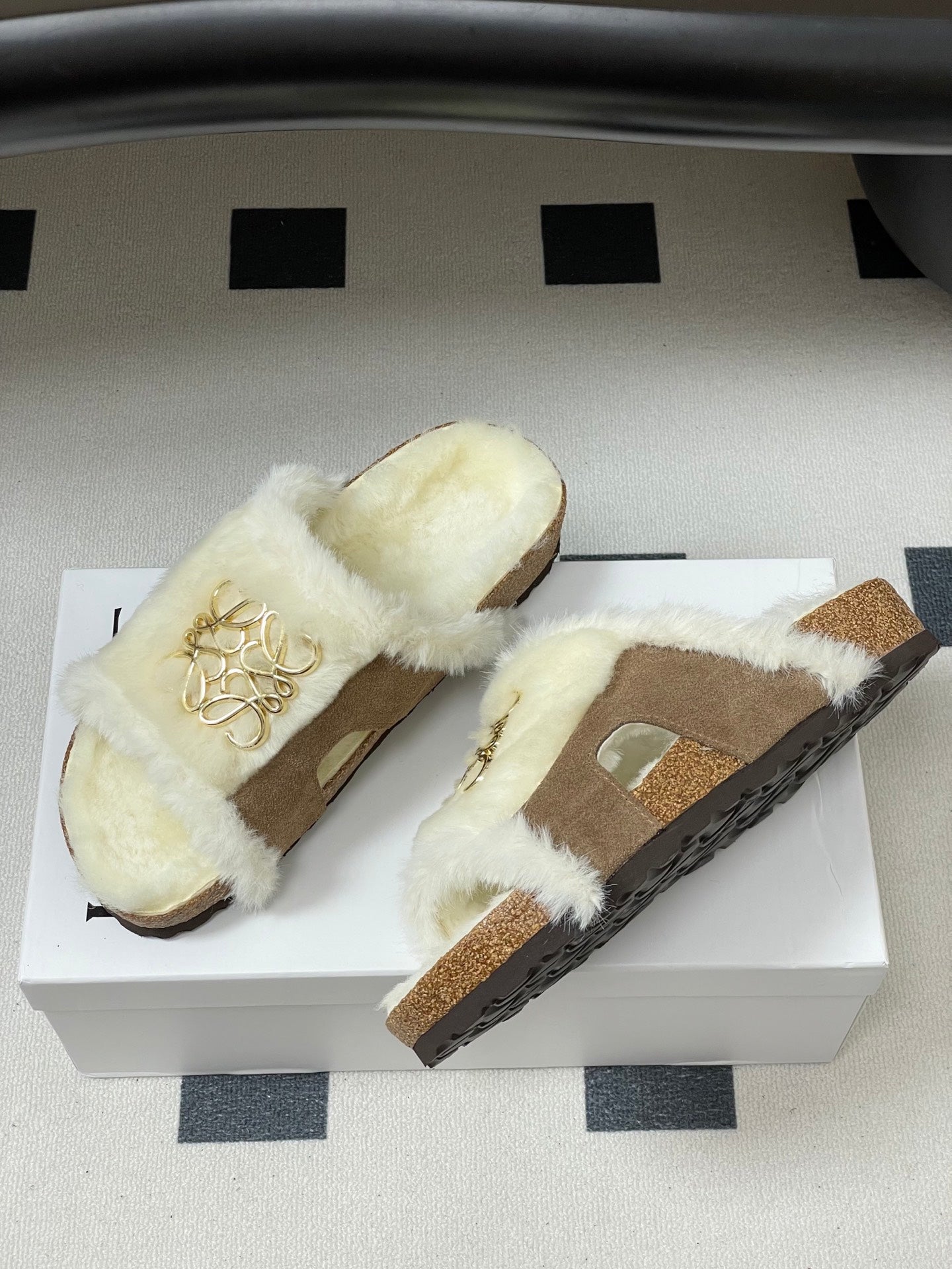 Loewe x Birkenstock slippers white brown further