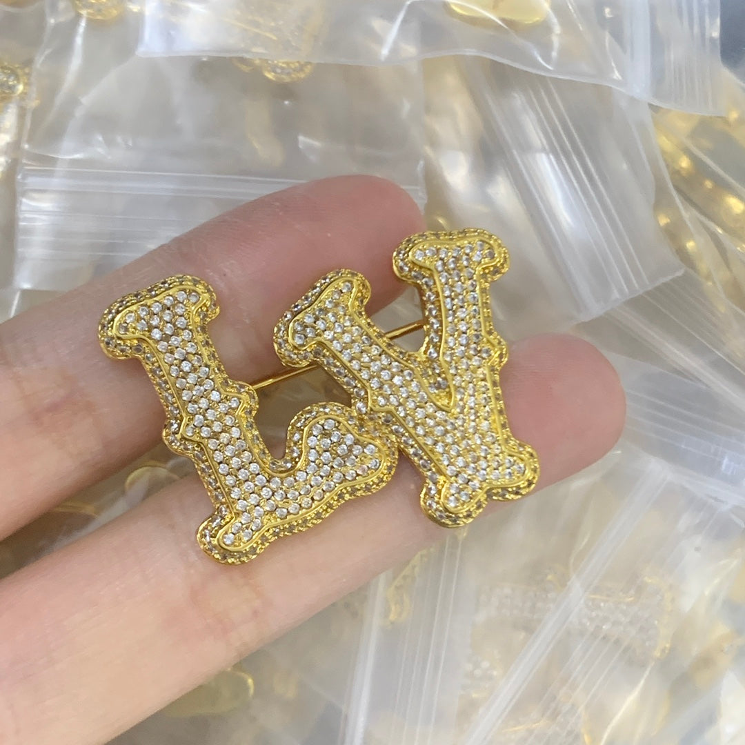 LV Brooch 198600