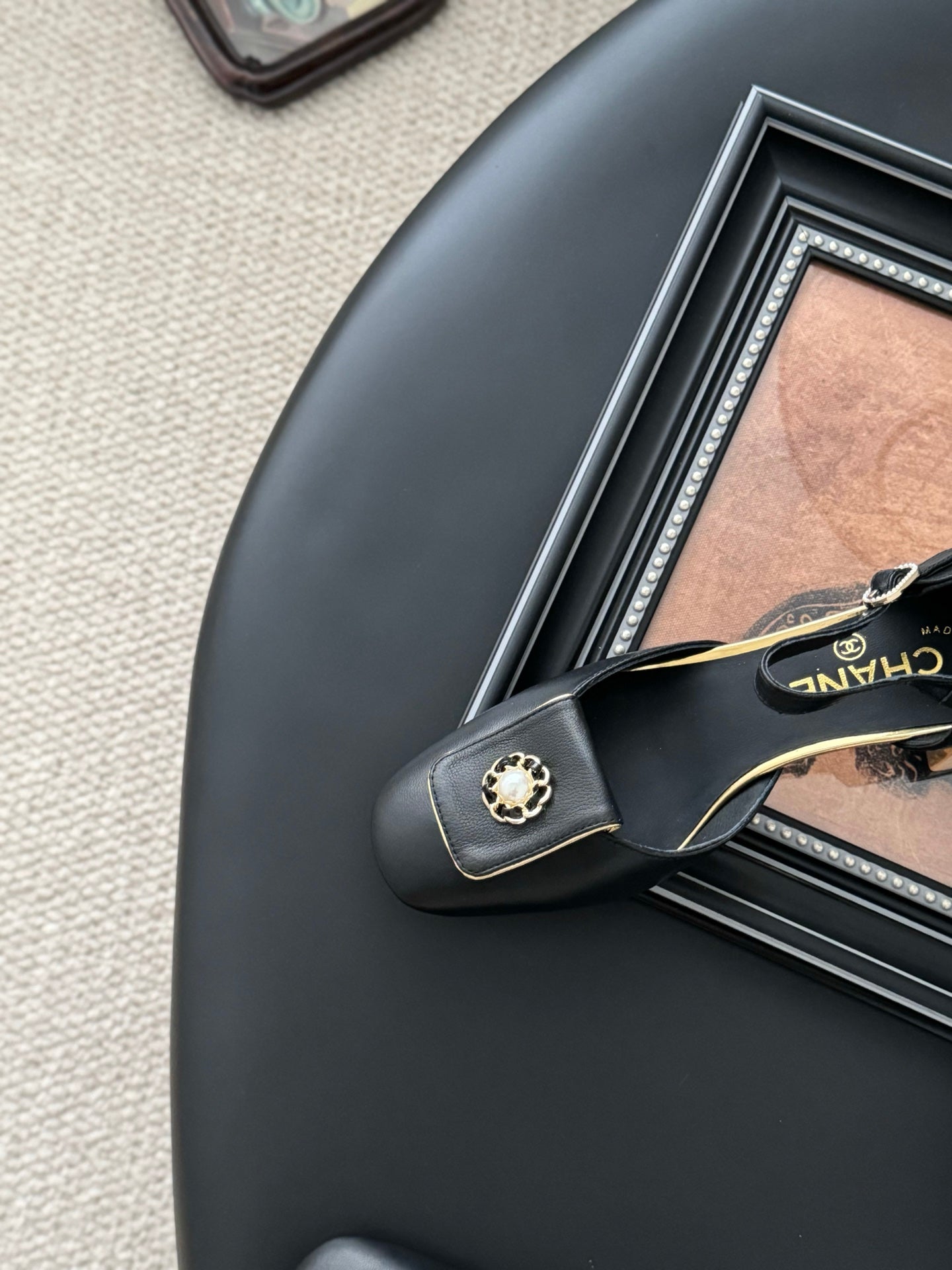 CC 25 Mary Jane Black Cowhide 305280
