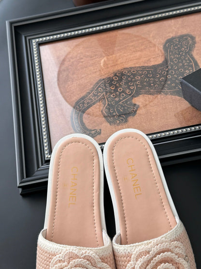 CC 25 Flower Slippers Pink Knitted 305304