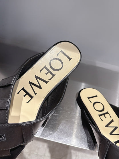Loewe 25 Toy Panta Toe Thong Black Sheepskin