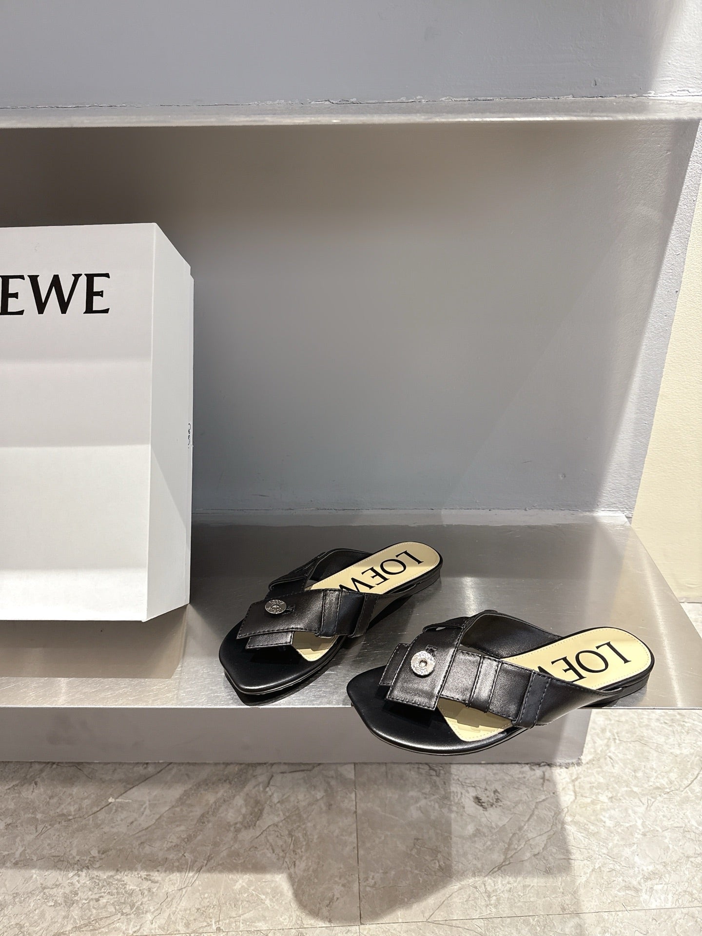 Loewe 25 Toy Panta Toe Thong Black Sheepskin