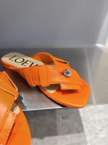 Loewe 25 Toy Panta Toe Thong Orange Sheepskin 317258