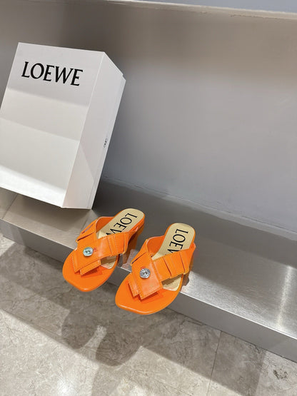 Loewe 25 Toy Panta Toe Thong Orange Sheepskin 317258