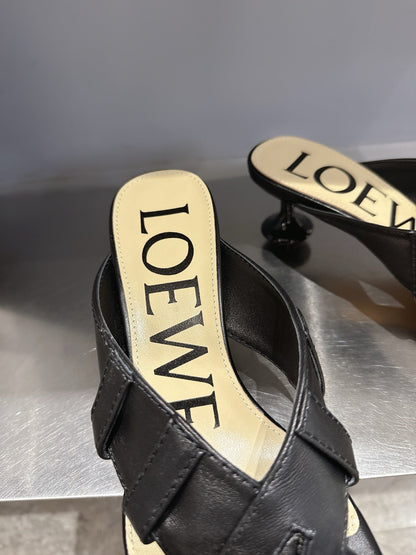 Loewe 25 Toy Panta Toe Thong 5cm Black Sheepskin