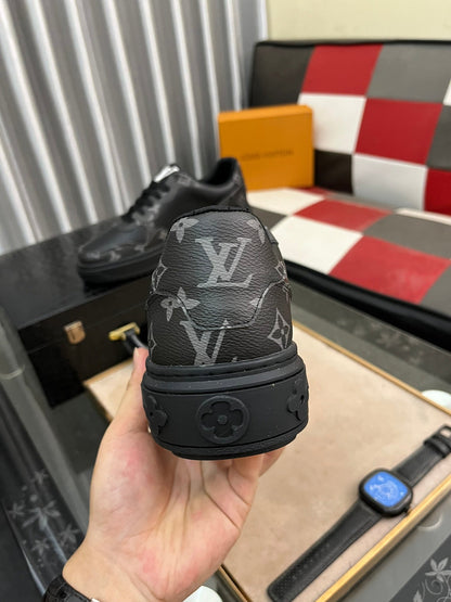 LV CLASSIC TRAINER SHOES IN BLACK CALFKSIN AND SUEDE