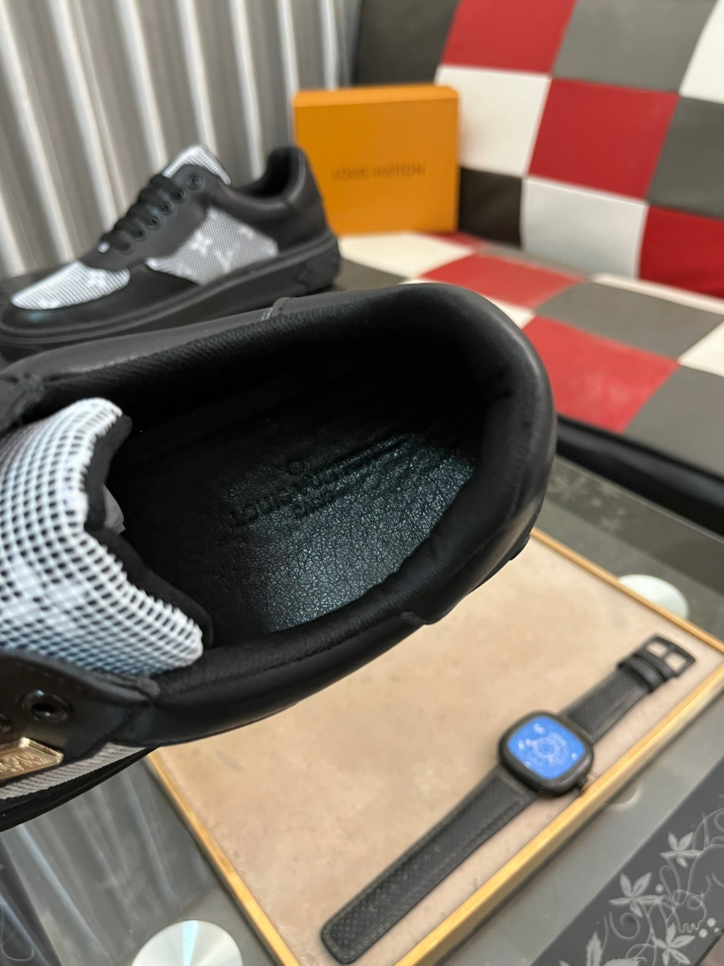 LV CLASSIC TRAINERS WHITE MESH AND BLACK CALFSKIN