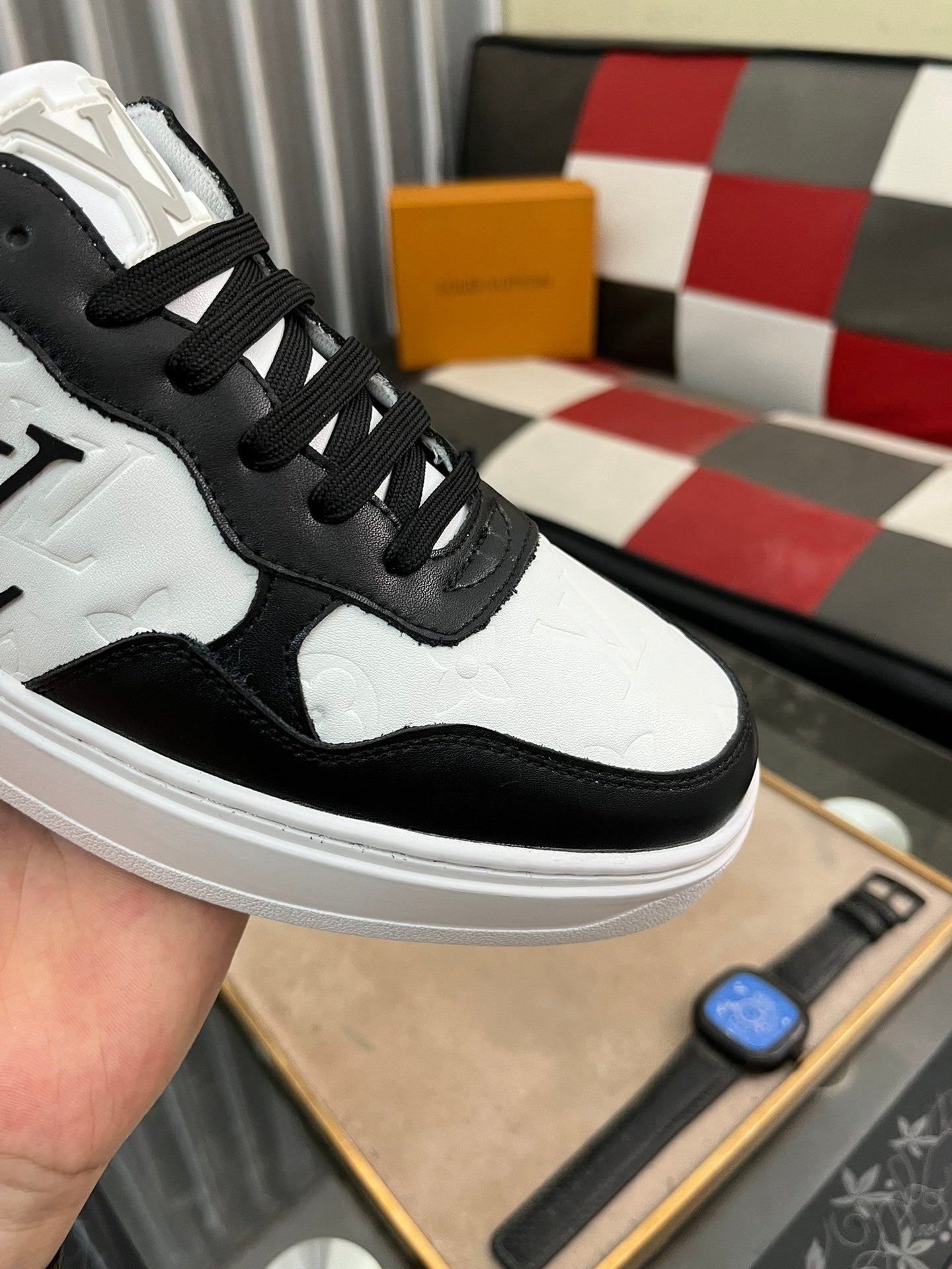 LV CLASSIC TRAINERS BLACK MIX WHITE CALFSKIN