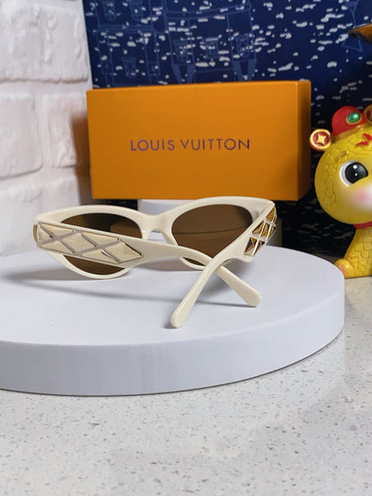 CAT EYE SUNGLASSES 576884 IN IVORY AND GOLD ACETATE