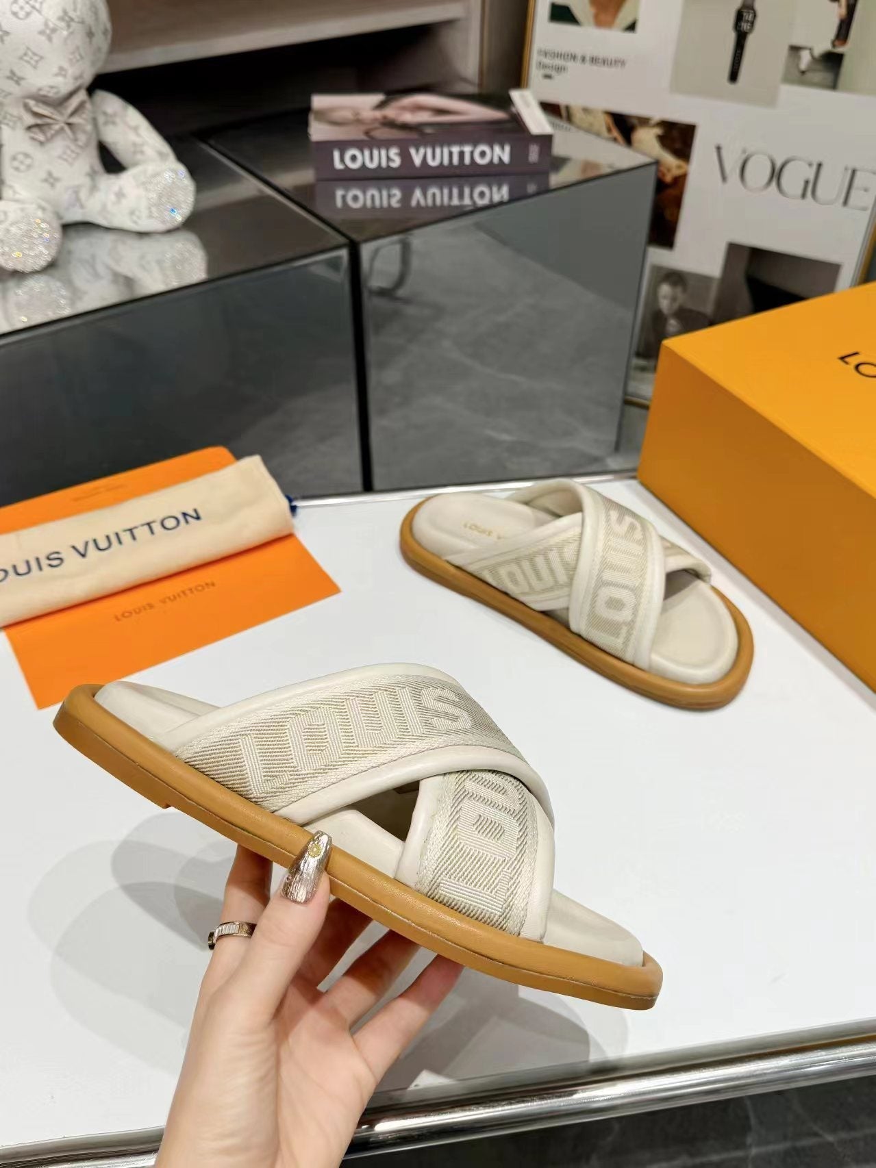 lv bliss corss sandal mule cream textile calfskin
