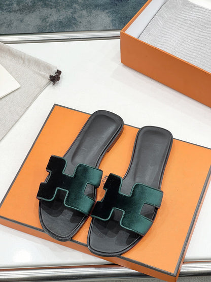 0ran sandal dark green velvet goatskin