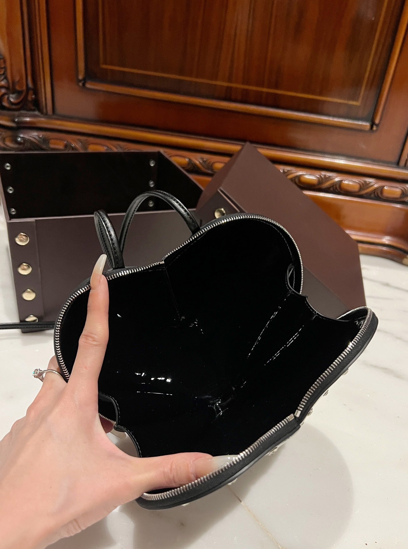 Le Coeur 21cm Black Heart Calfskin Shouder 243045