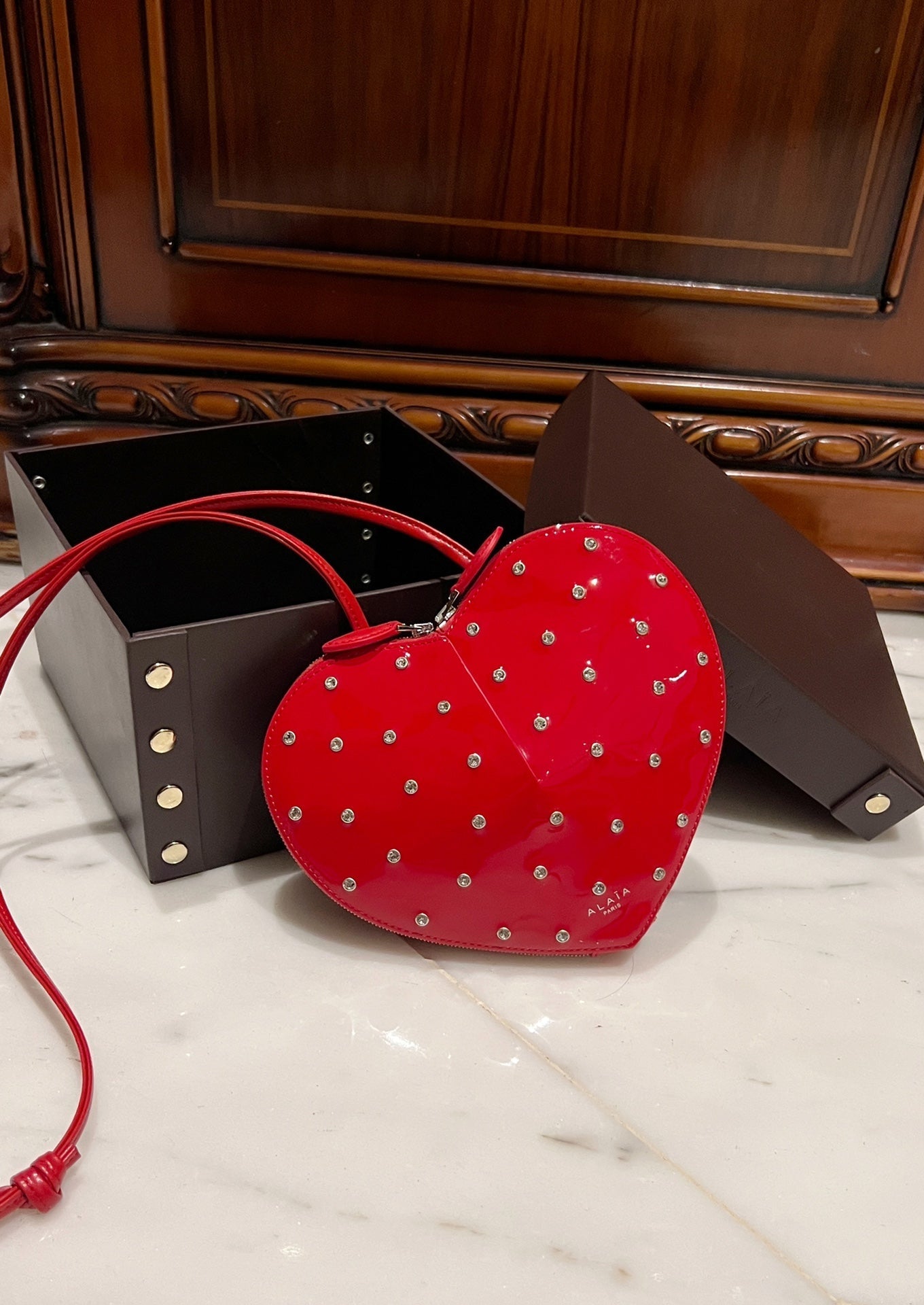 Le Coeur 21cm Red Diamonds Calfskin Shouder 243043