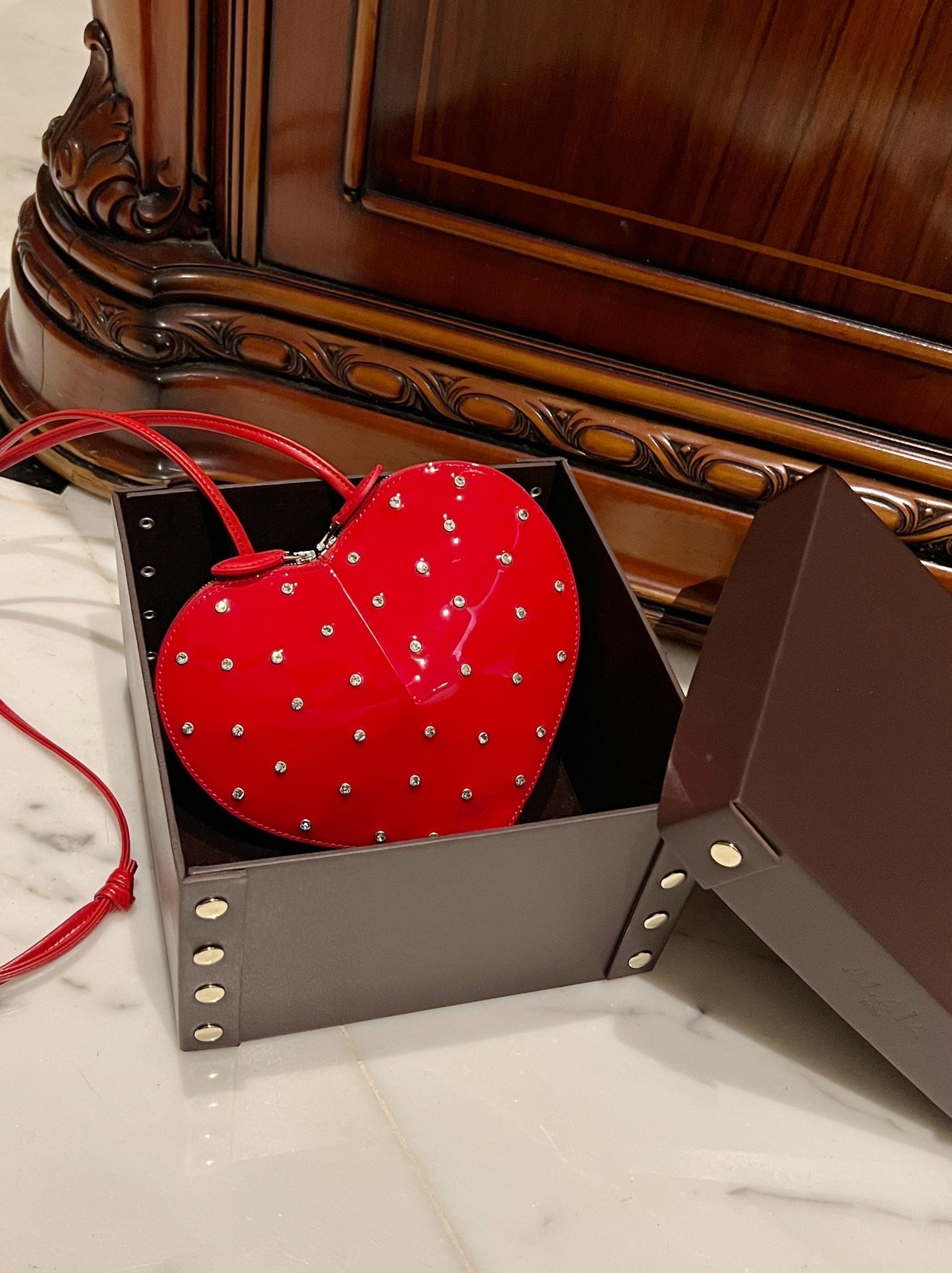Le Coeur 21cm Red Diamonds Calfskin Shouder 243043