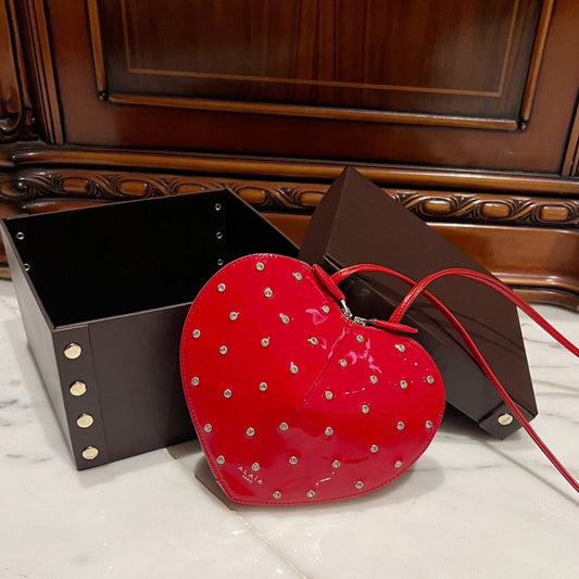 Le Coeur 21cm Red Diamonds Calfskin Shouder 243043