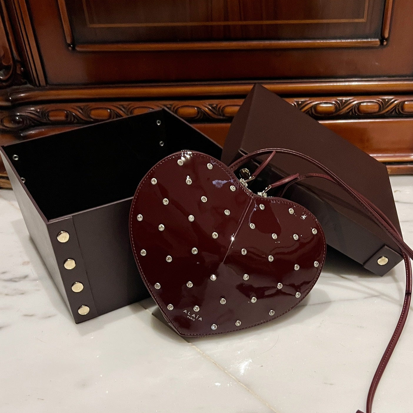 Le Coeur 21cm Burgundy Diamonds Calfskin Shouder 243042
