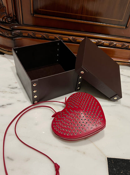 Le Coeur 21cm Red Metal Rivet Calfskin Shouder 243049